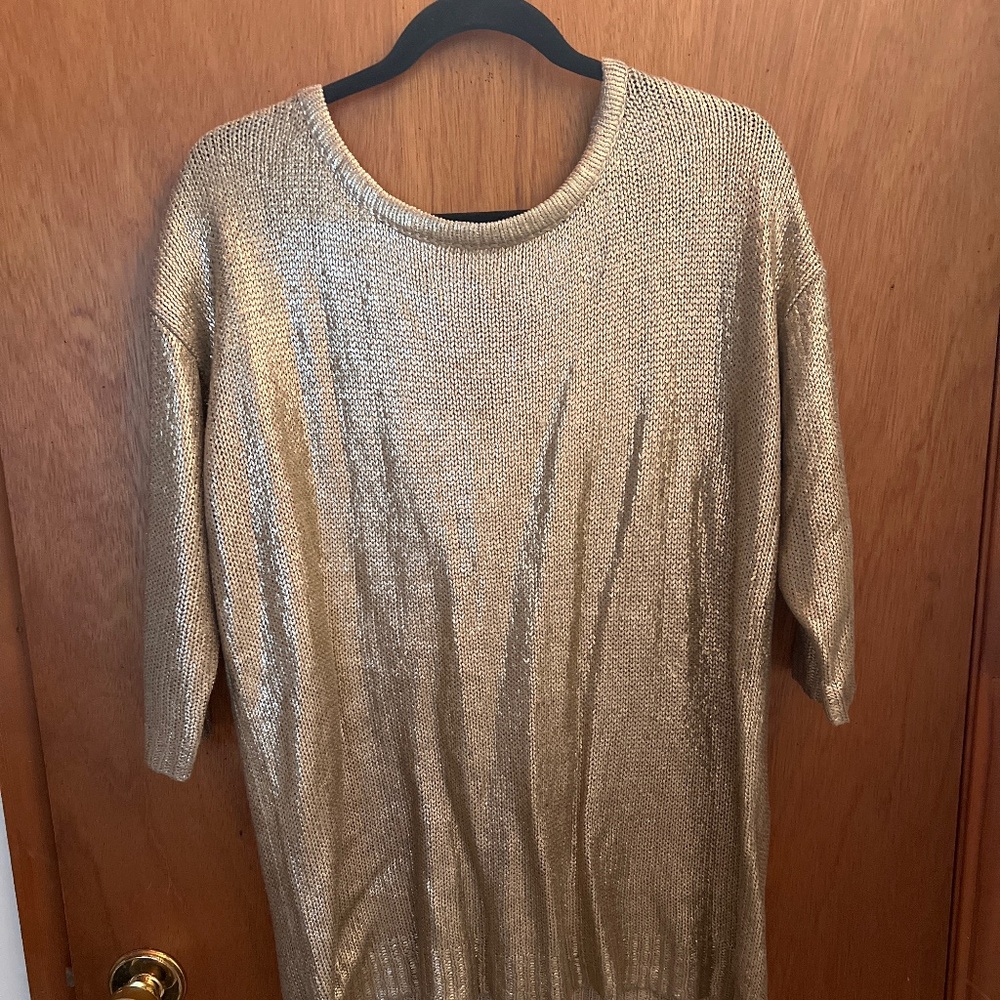 3/4 length top
